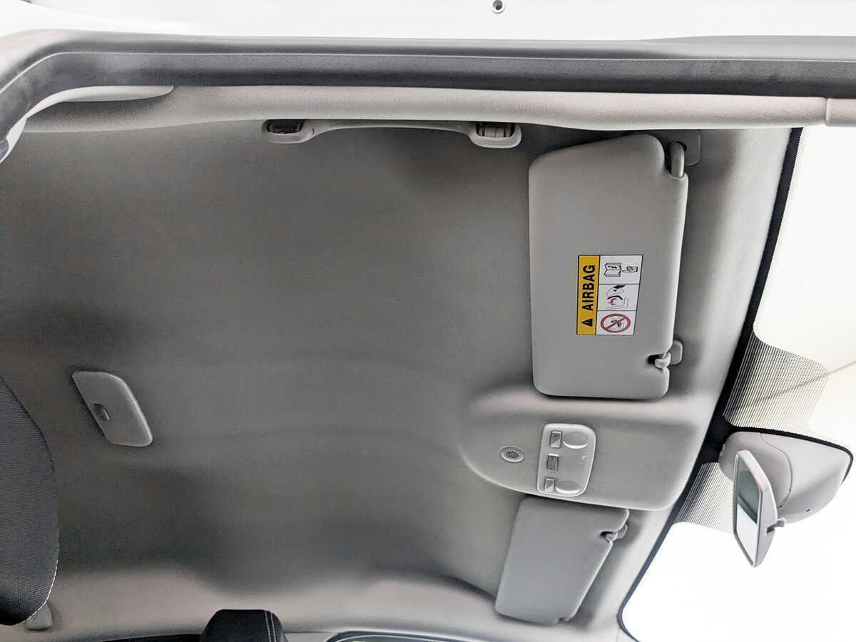 Б/У Рено Флюенс 2013 года. Фото: #21