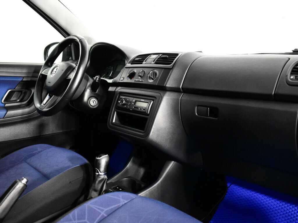 Б/У Шкода Фабия 2013 года. Фото: #8