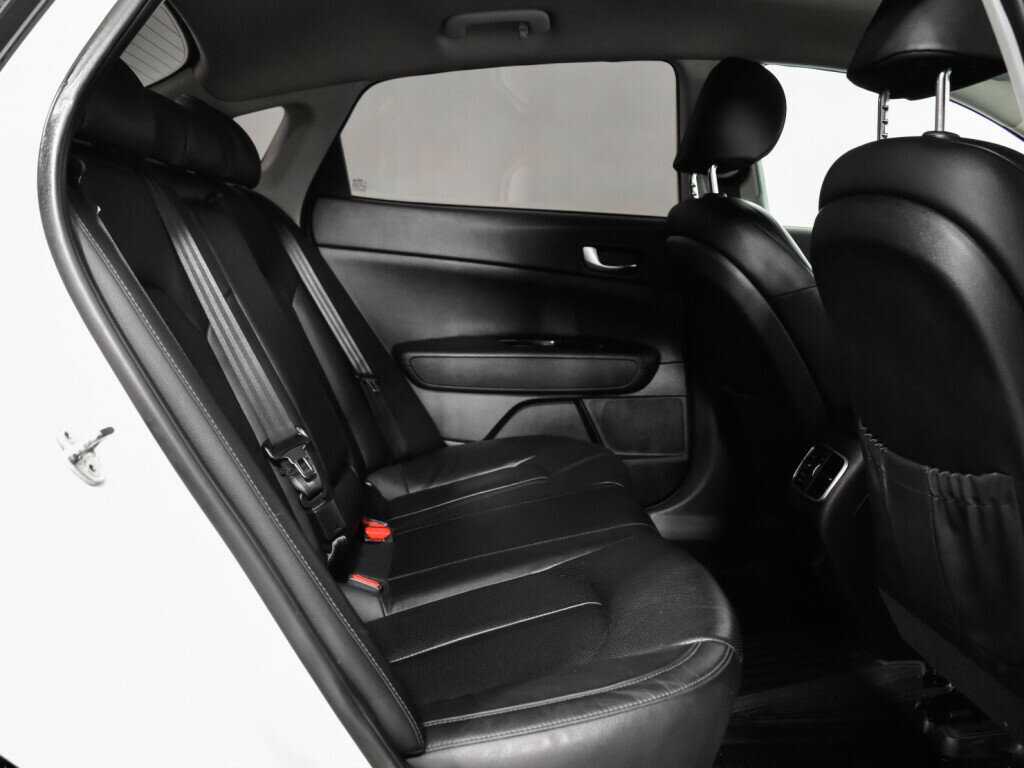 Б/У Киа Оптима 2019 года. Фото: #9