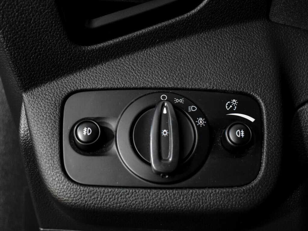 Б/У Форд Куга 2016 года. Фото: #9