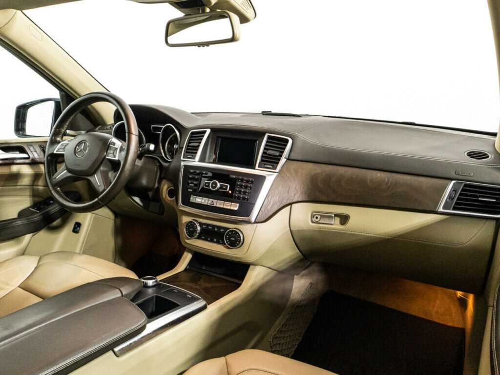 Mercedes-Benz M-Класс 2015 года с пробегом. Фото: #8