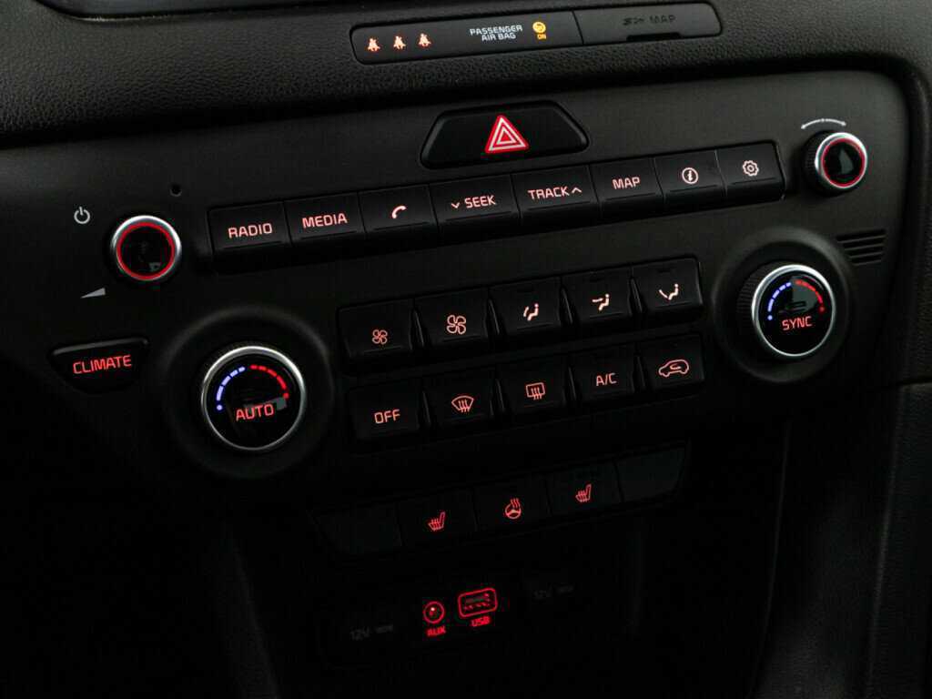 Б/У Киа Спортейдж 2017 года. Фото: #16