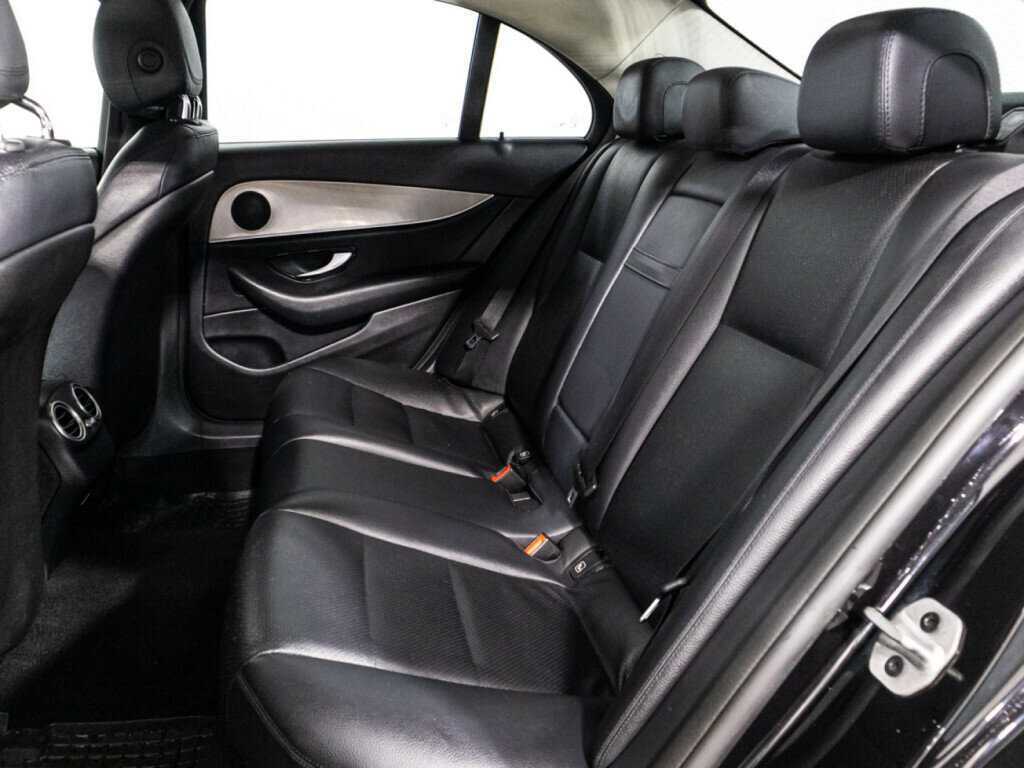 Mercedes-Benz E-Класс 2019 года с пробегом. Фото: #9