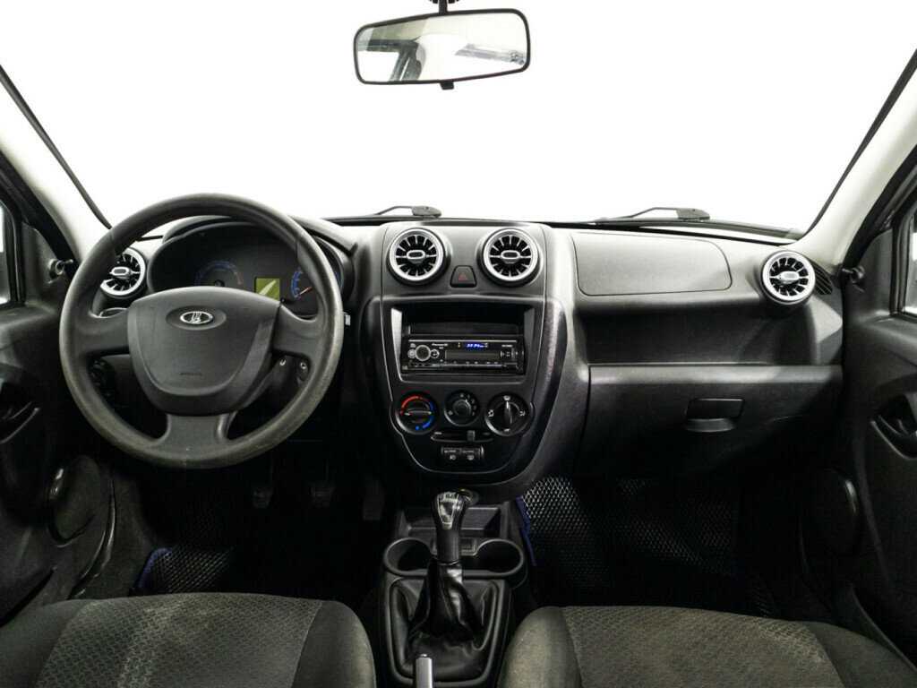 Б/У Лада (ВАЗ) Гранта 2013 года. Фото: #12