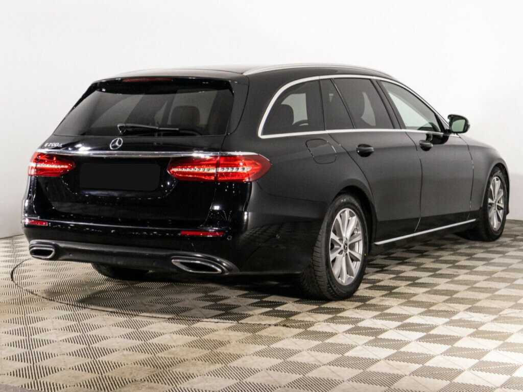 Mercedes-Benz E-Класс 2018 года с пробегом. Фото: #4