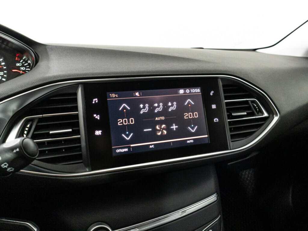 Б/У Пежо 308 2018 года. Фото: #15