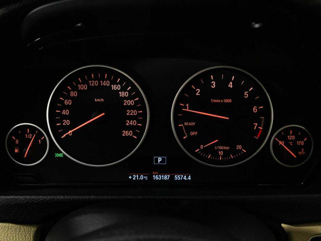 BMW 3 серии 2014 года с пробегом. Фото: #11