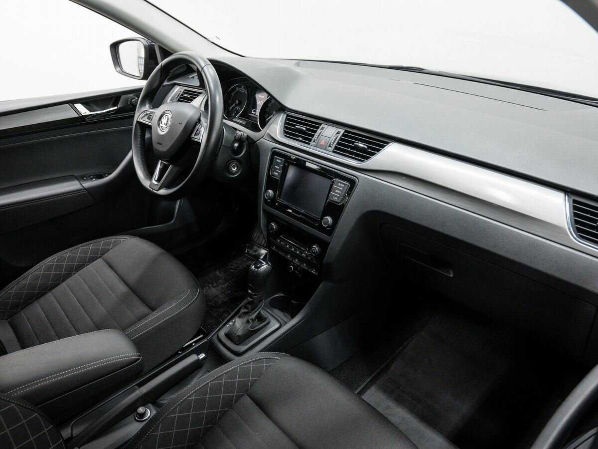 Б/У Шкода Рапид 2018 года. Фото: #5