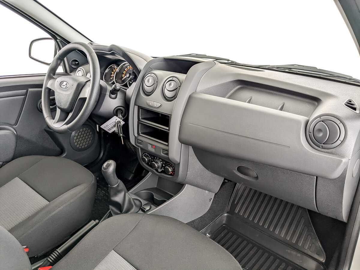 Б/У Лада (ВАЗ) Ларгус 2024 года. Фото: #10