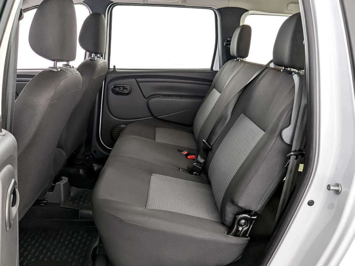 Б/У Лада (ВАЗ) Ларгус 2024 года. Фото: #11