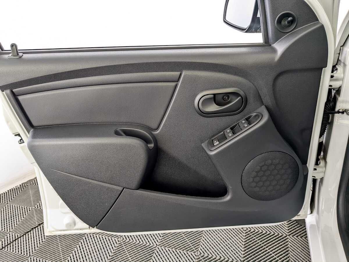 Б/У Лада (ВАЗ) Ларгус 2024 года. Фото: #16