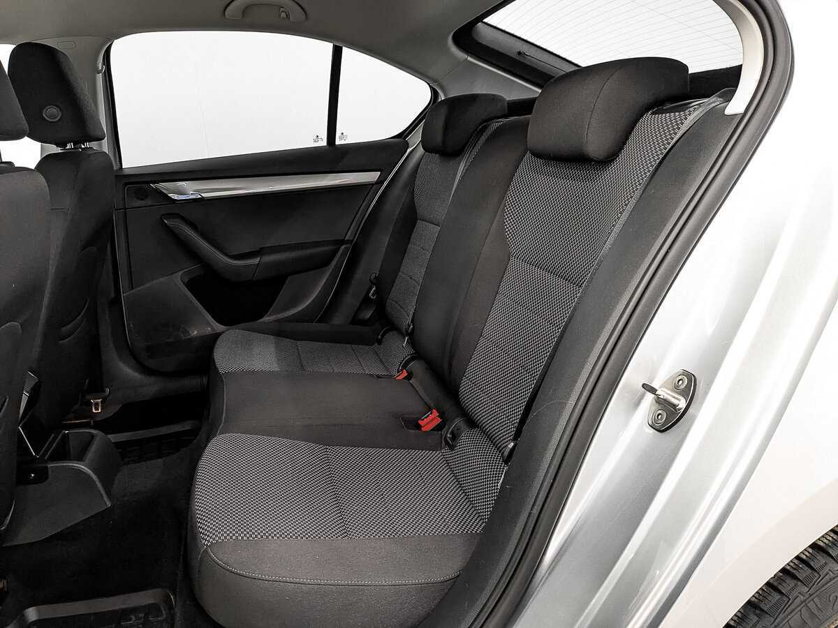 Б/У Шкода Октавия 2016 года. Фото: #17