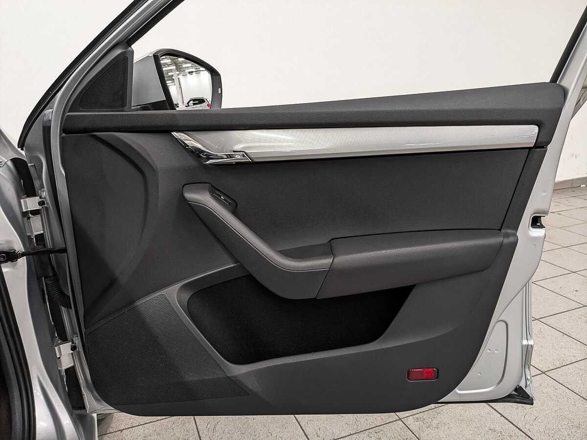 Б/У Шкода Октавия 2016 года. Фото: #23