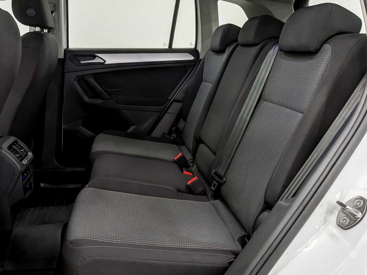 Volkswagen Tiguan 2021 года с пробегом. Фото: #11