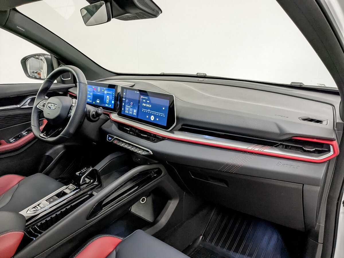 Б/У Джили Кулрэй 2024 года. Фото: #10