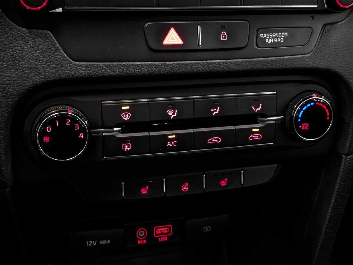 Б/У Киа Сид 2018 года. Фото: #18