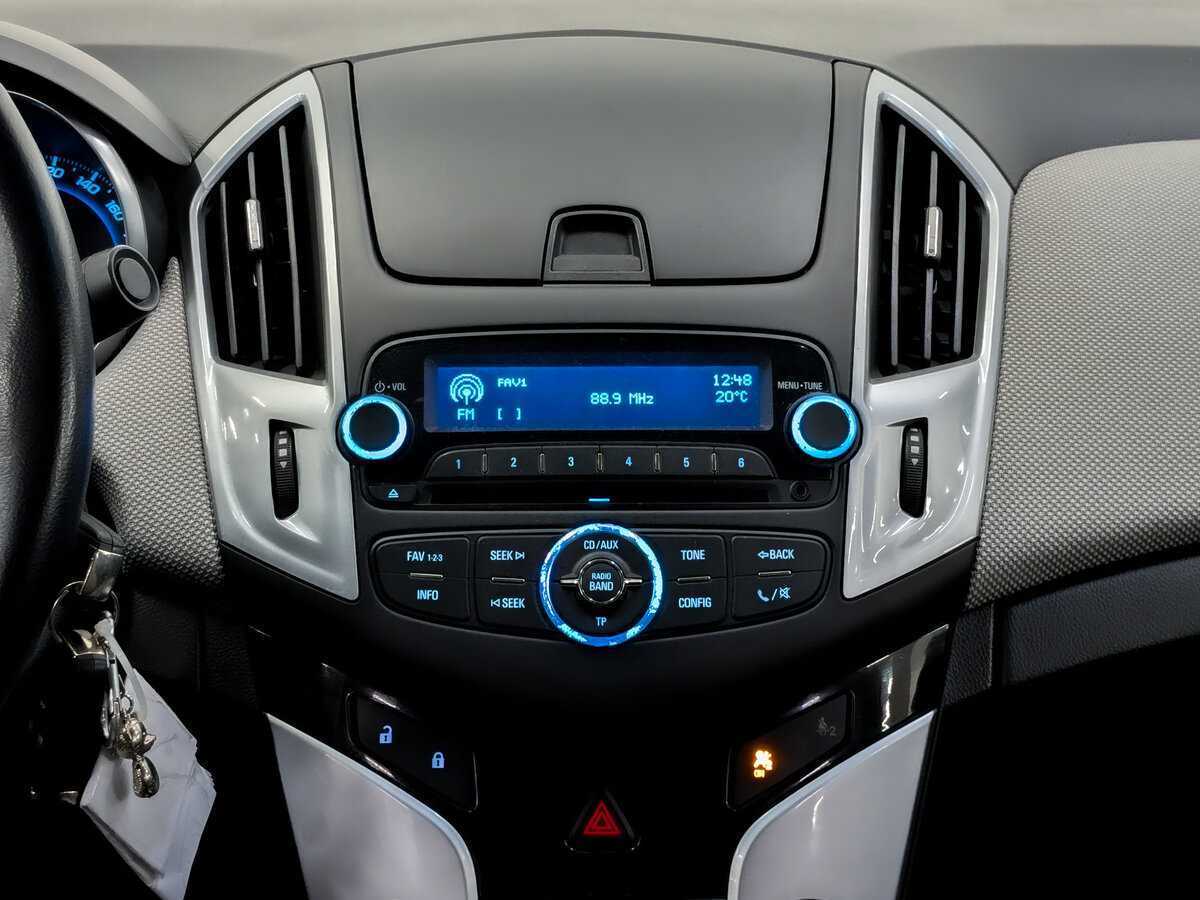 Б/У Шевроле Круз 2013 года. Фото: #14