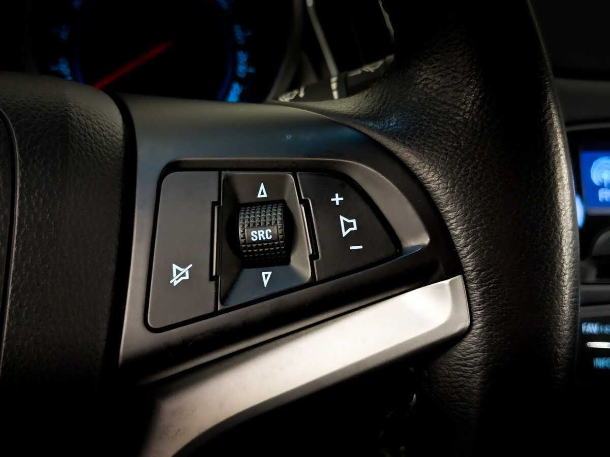 Б/У Шевроле Круз 2013 года. Фото: #23