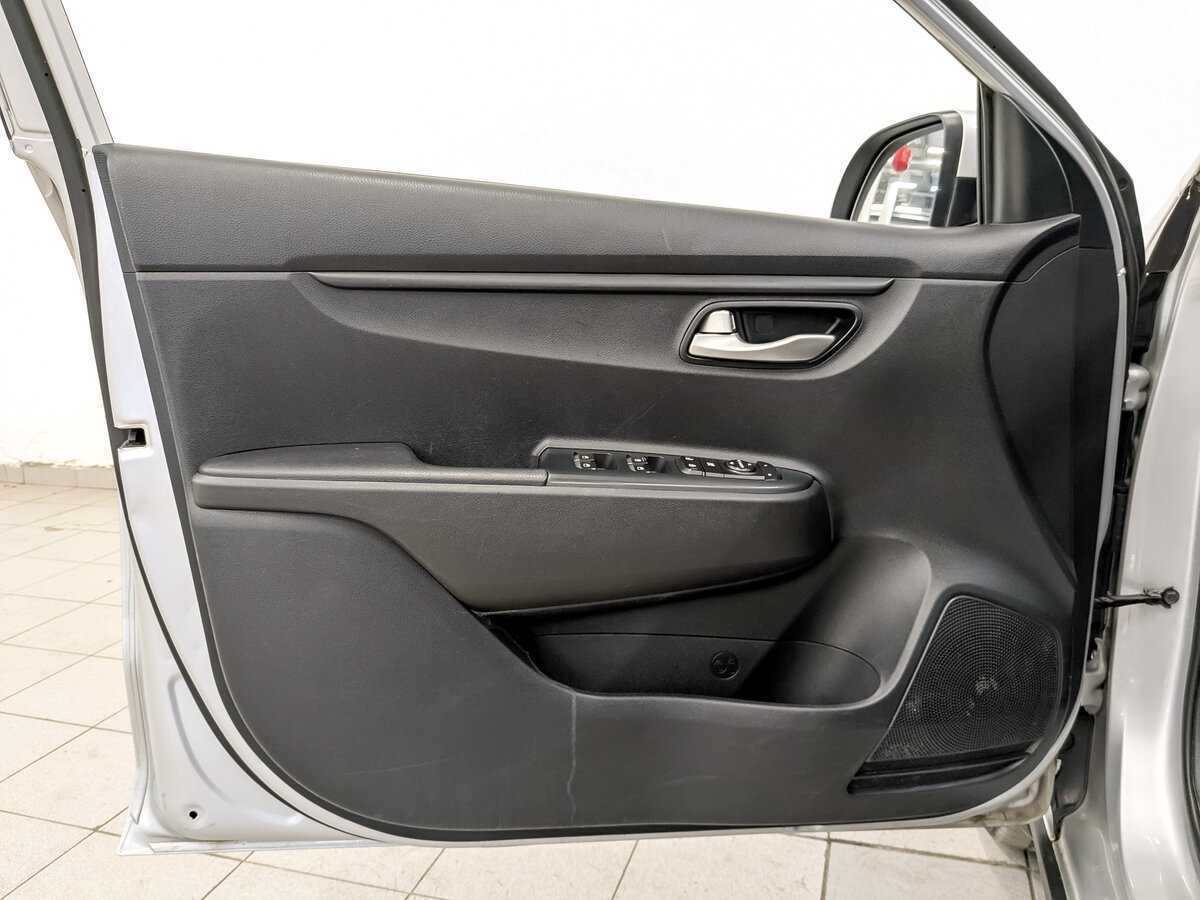 Б/У Киа Рио 2020 года. Фото: #18