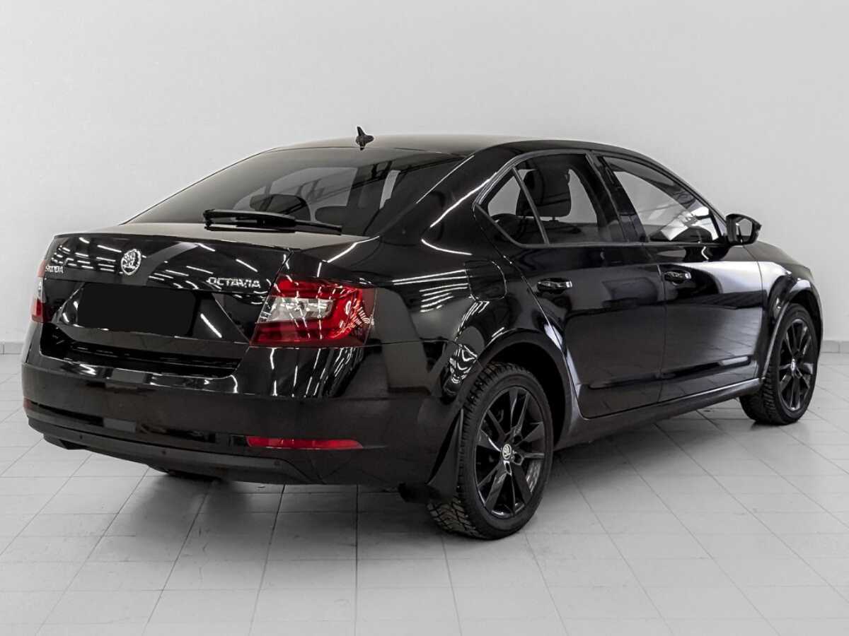 Б/У Шкода Октавия 2019 года. Фото: #4