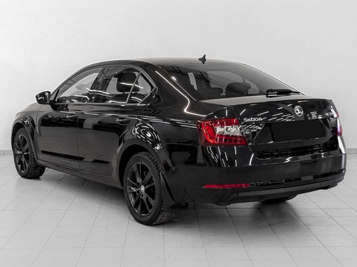 Б/У Шкода Октавия 2019 года. Фото: #6