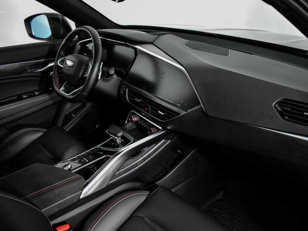 Geely Tugella 2022 года с пробегом. Фото: #15