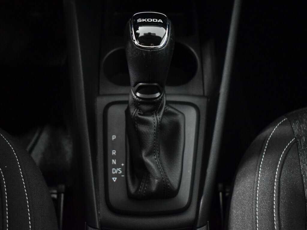 Б/У Шкода Рапид 2020 года. Фото: #9