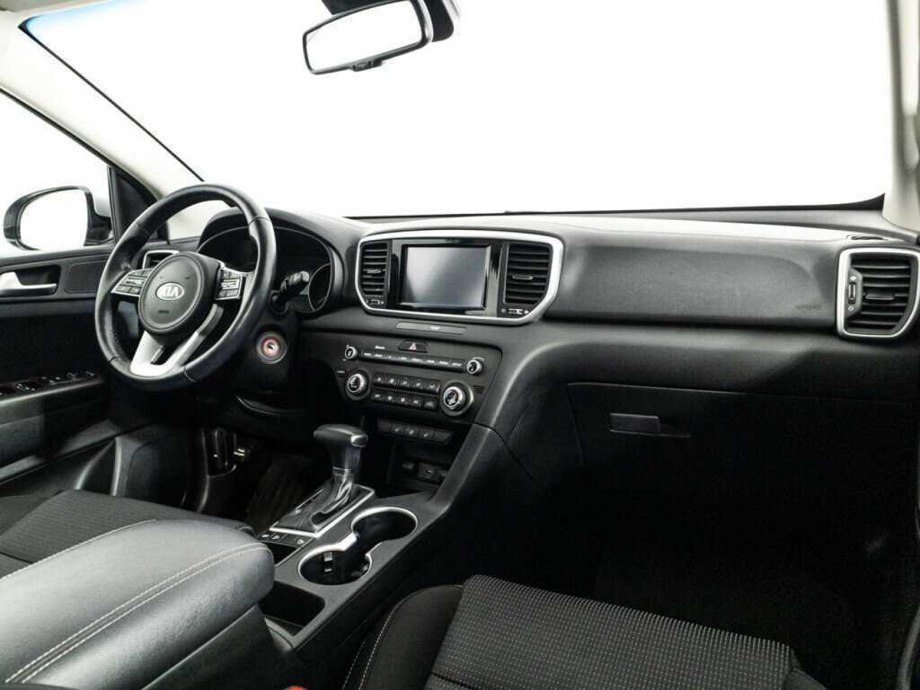 Б/У Киа Спортейдж 2019 года. Фото: #8