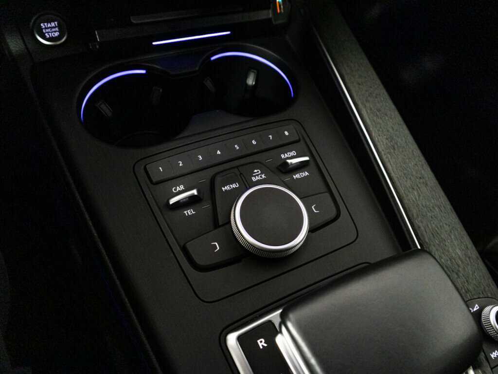 Audi A4 2019 года с пробегом. Фото: #17