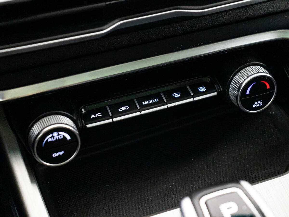 Б/У Джили Кулрэй 2020 года. Фото: #18