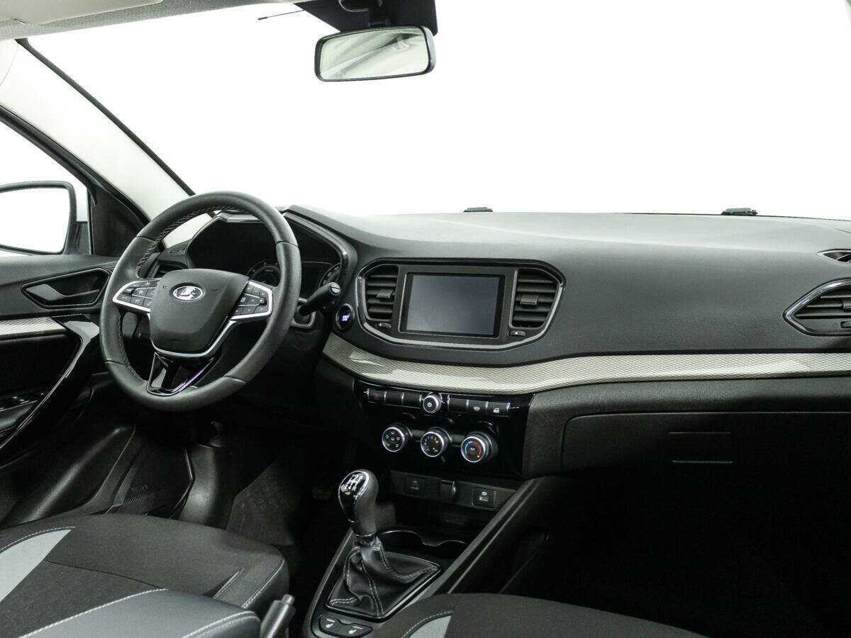 Б/У Лада (ВАЗ) Веста 2023 года. Фото: #8