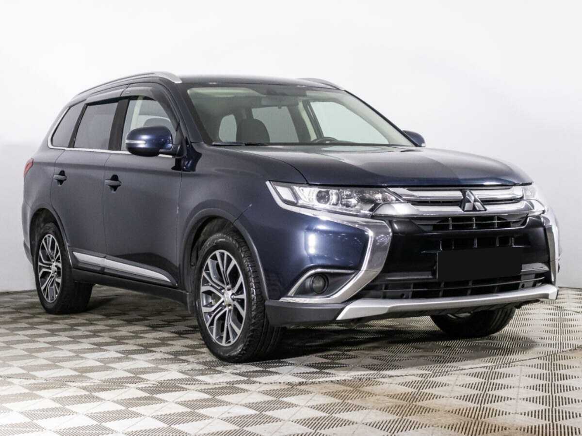 Mitsubishi Outlander 2018 года с пробегом. Фото: #2