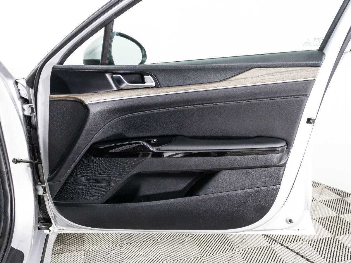 Б/У Киа К5 2021 года. Фото: #25