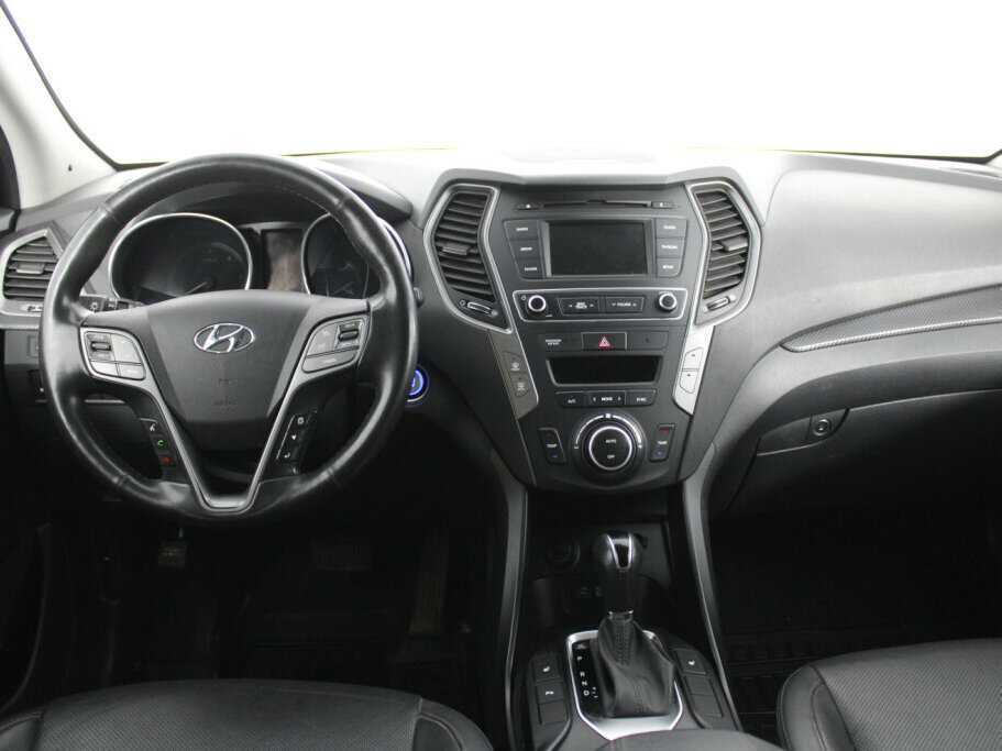 Б/У Хендай Санта Фе 2018 года. Фото: #9