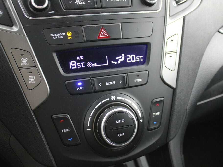 Б/У Хендай Санта Фе 2018 года. Фото: #13