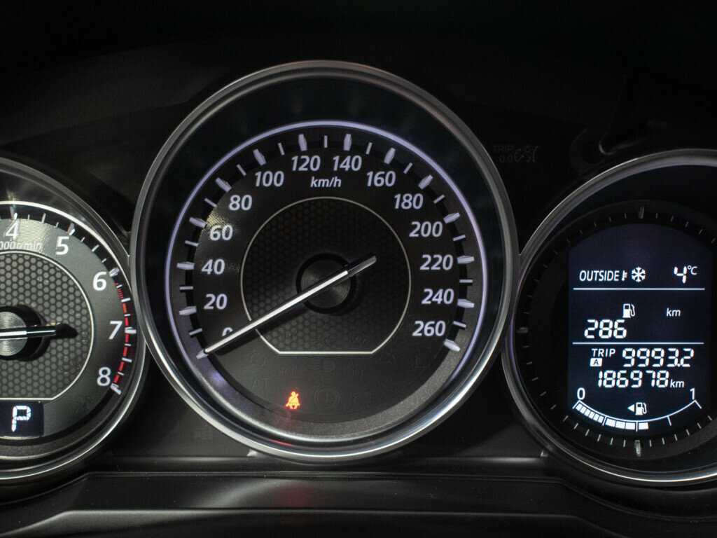 Б/У Мазда 6 2013 года. Фото: #10