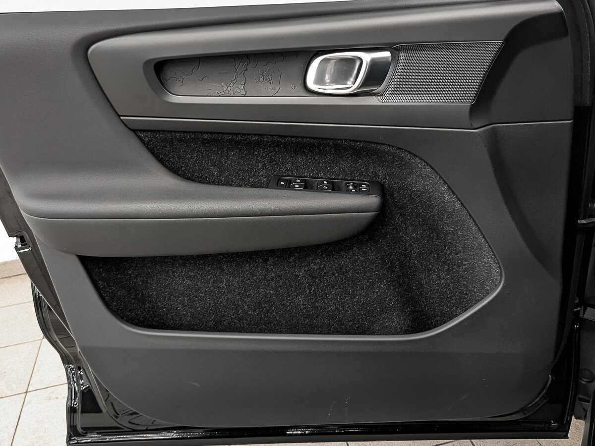 Volvo XC40 2019 года с пробегом. Фото: #18