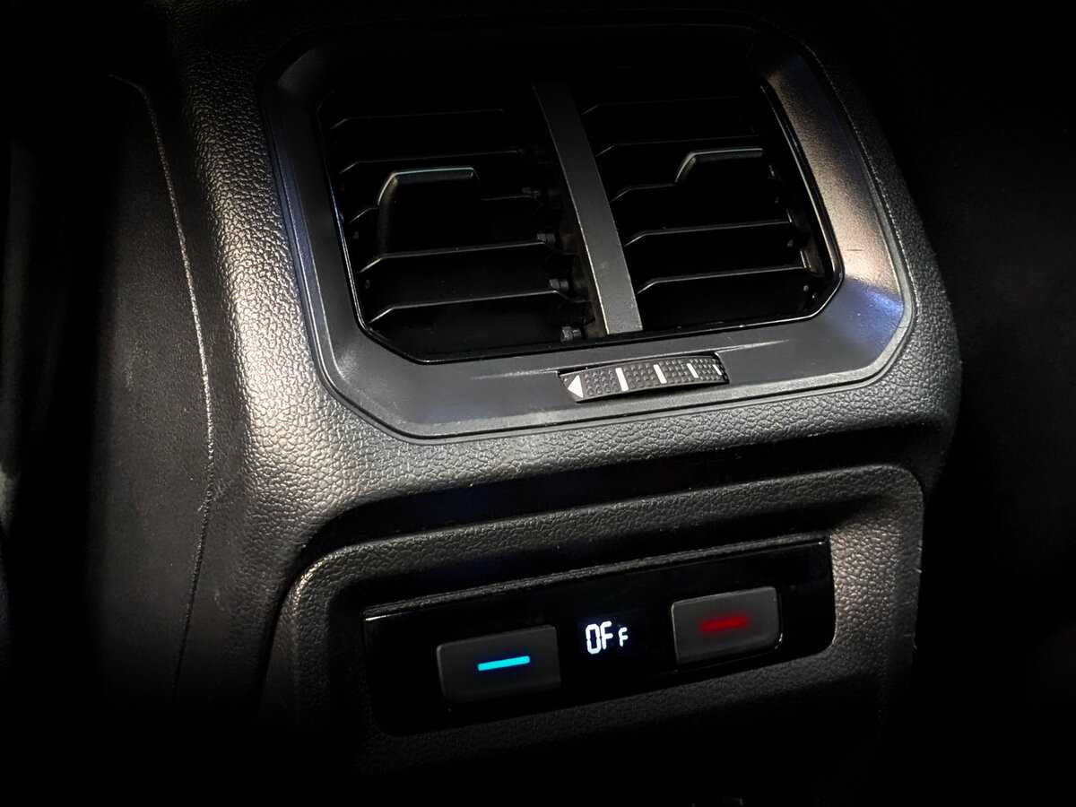 Volkswagen Tiguan 2021 года с пробегом. Фото: #21