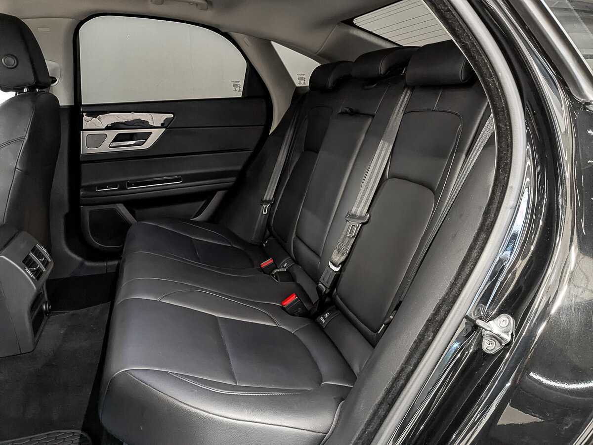 Jaguar XF 2017 года с пробегом. Фото: #15