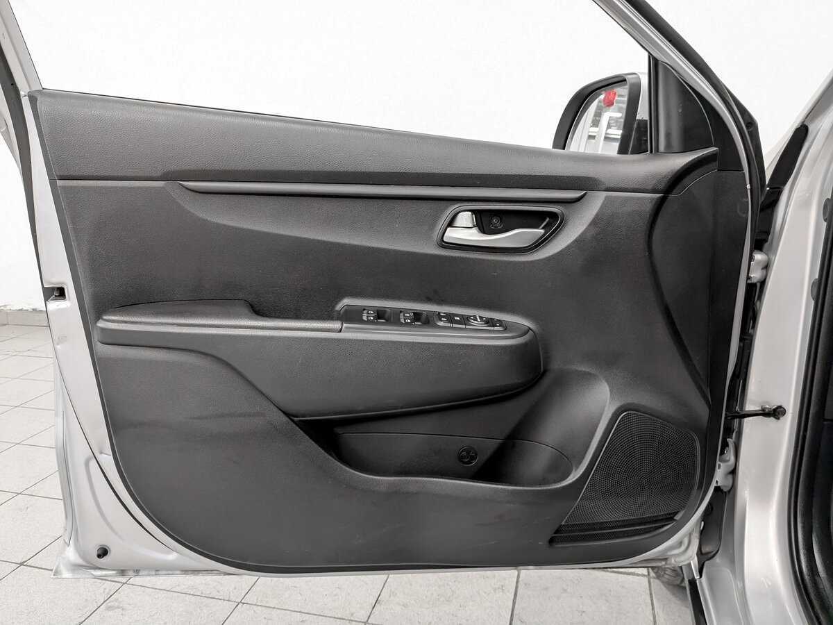 Б/У Киа Рио 2020 года. Фото: #15