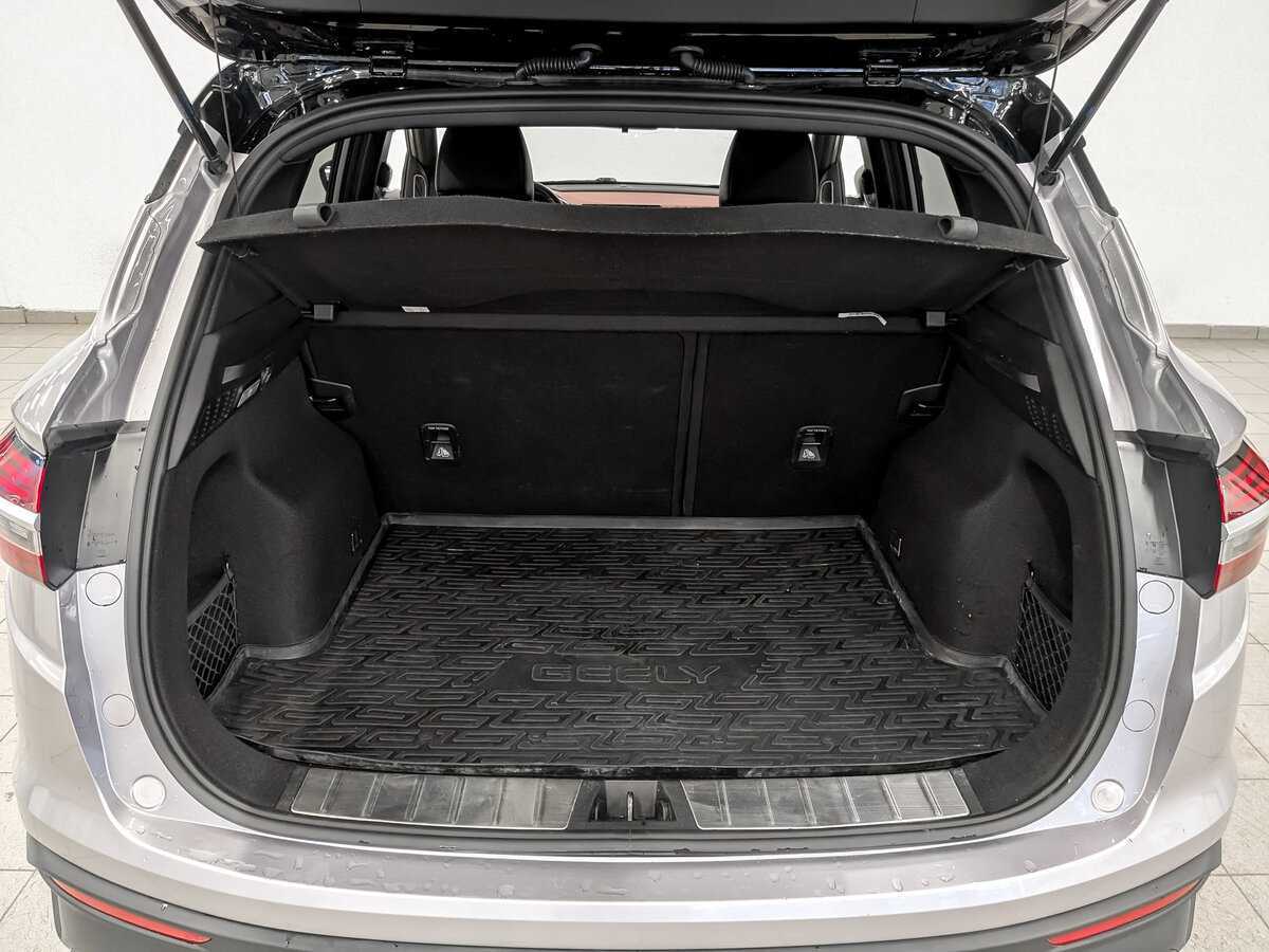 Б/У Джили Кулрэй 2023 года. Фото: #9