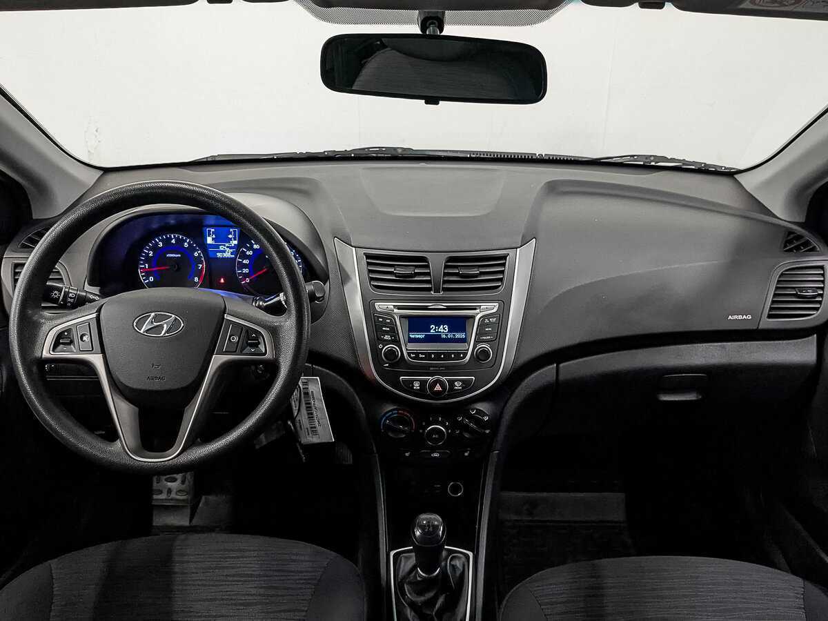 Б/У Хендай Солярис 2015 года. Фото: #11