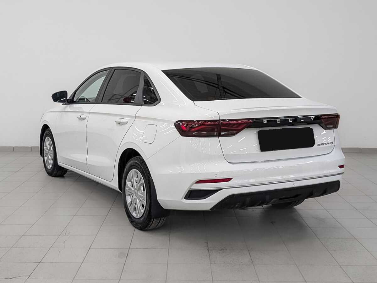 Б/У Джили Эмгранд 2024 года. Фото: #6