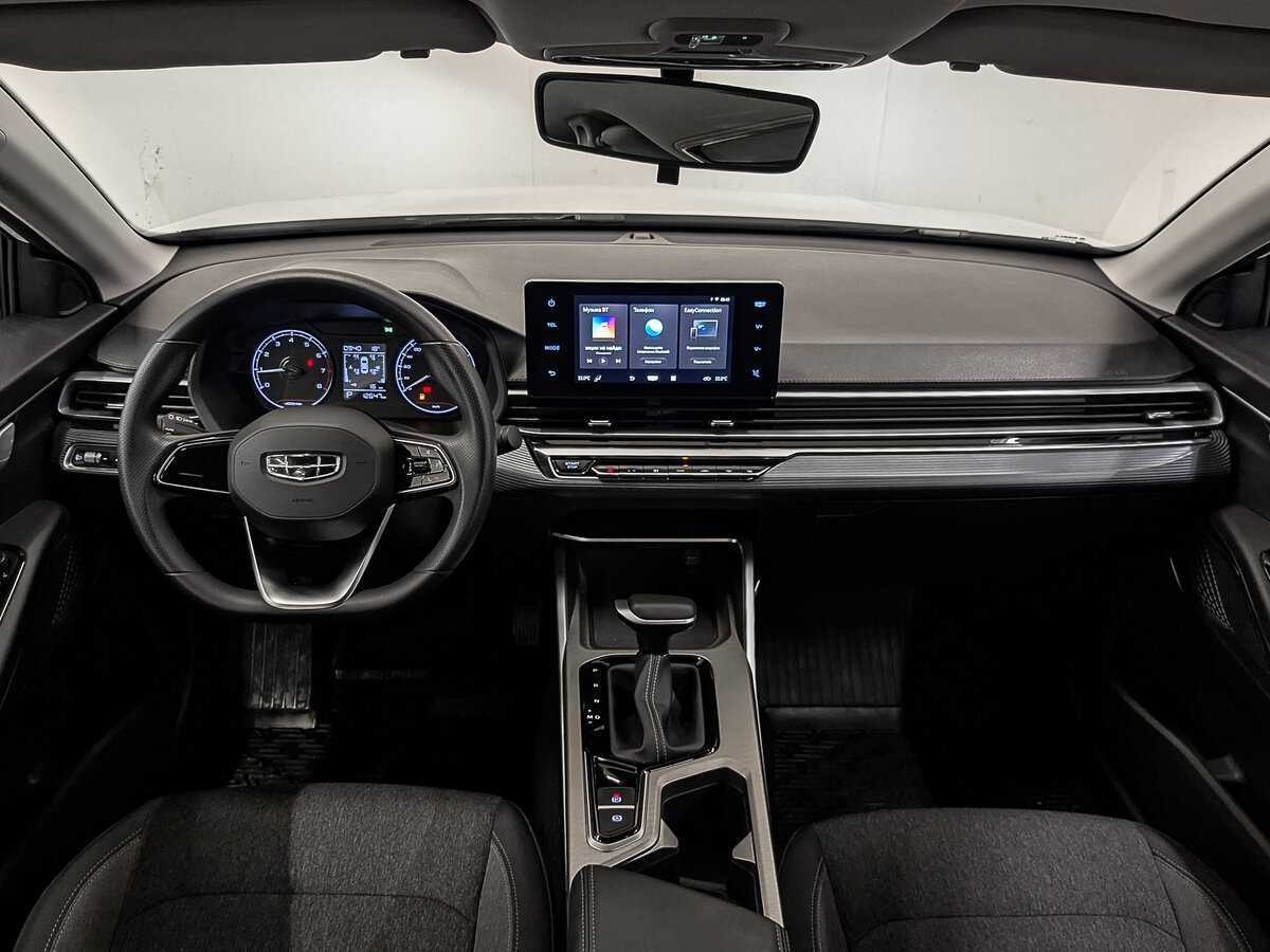 Б/У Джили Эмгранд 2024 года. Фото: #11