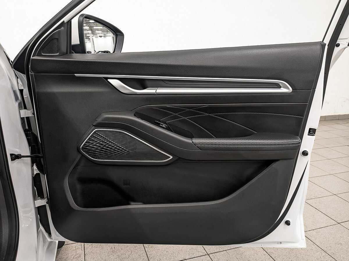 Б/У Джили Эмгранд 2024 года. Фото: #22