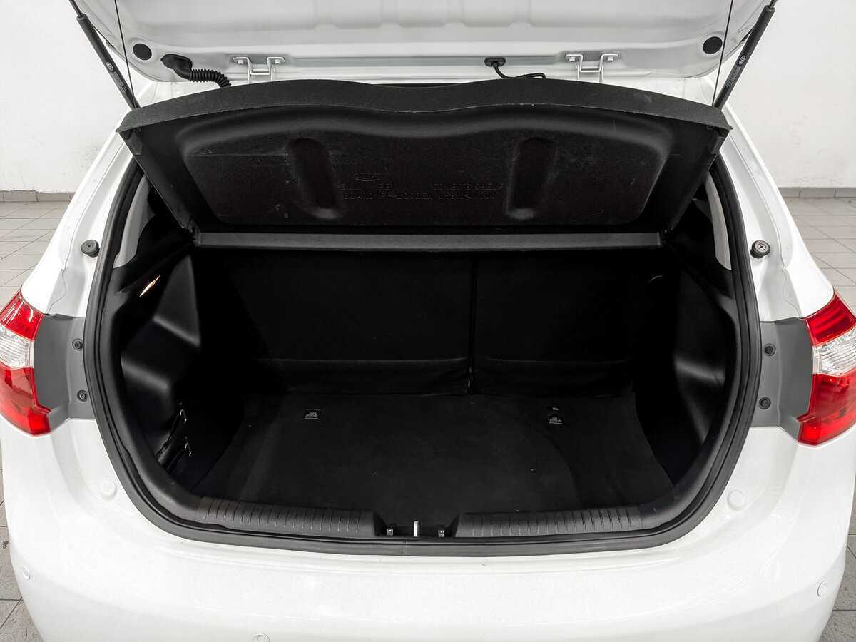 Б/У Киа Рио 2015 года. Фото: #9