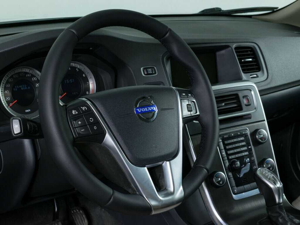 Volvo S60 2012 года с пробегом. Фото: #10