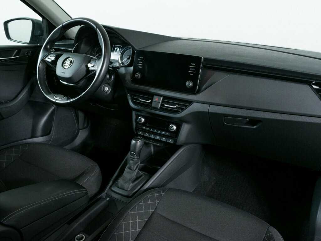 Б/У Шкода Рапид 2021 года. Фото: #6