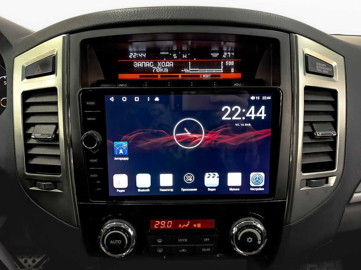 Б/У Митсубиши Паджеро 2015 года. Фото: #16