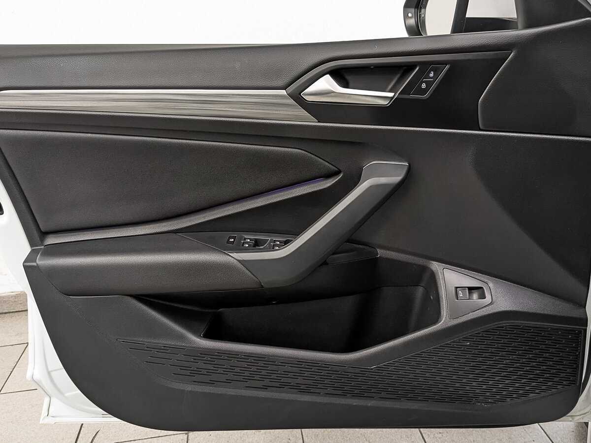 Б/У Фольксваген Джетта 2020 года. Фото: #18